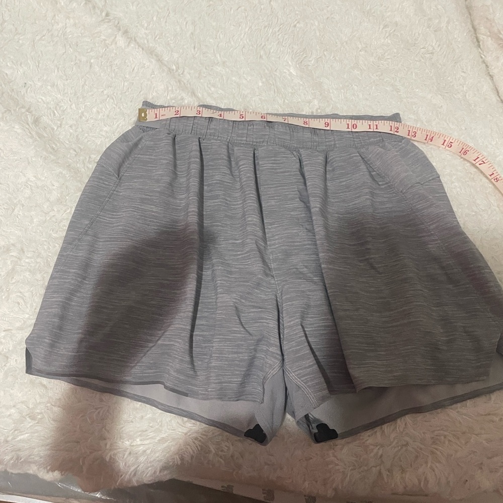 Lululemon Gray men’s Shorts - Picture 3 of 12